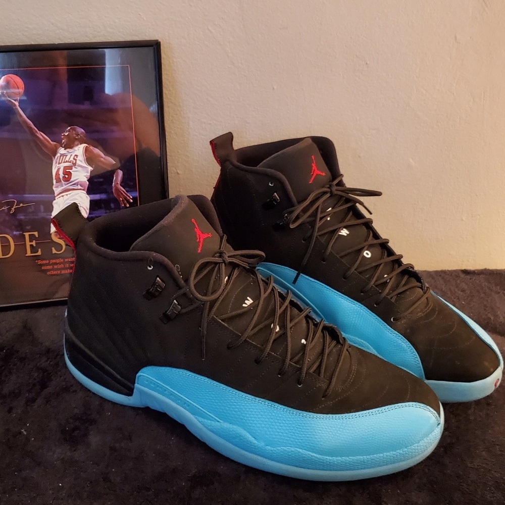 Jordan 12 Gamma